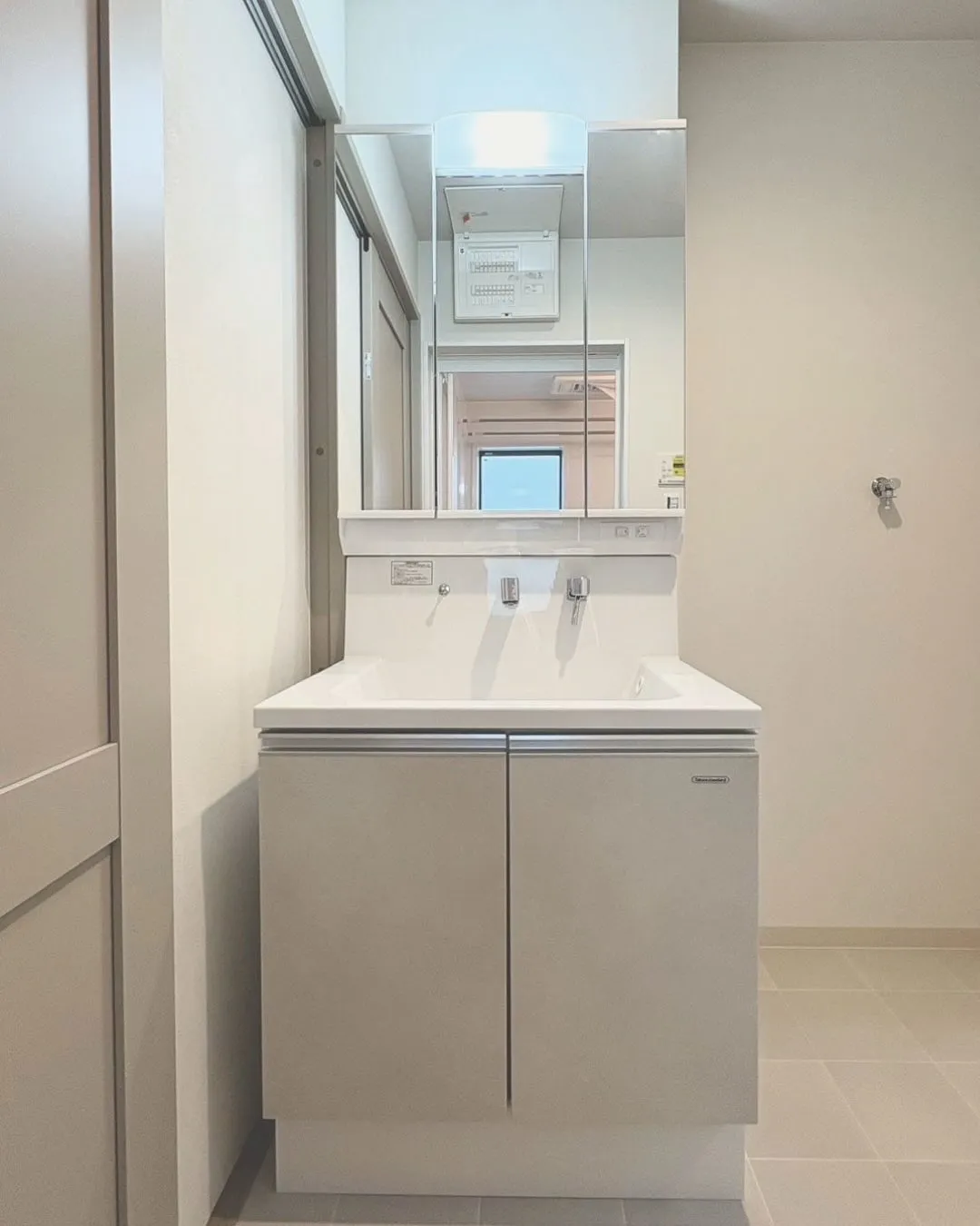 仕切らないから広く感じる、